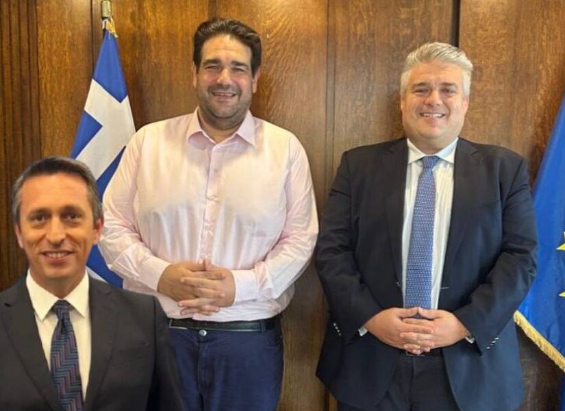 Γαλάζιος κακός χαμός στη Μεσσηνία για ένα... γήπεδο!