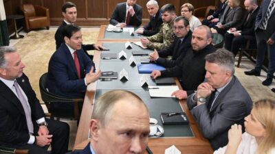 Σε εξέλιξη η συνάντηση ΗΠΑ-Ουκρανίας στο Μαϊάμι – Τρίτη στη Μόσχα η αμερικανική αντιπροσωπεία