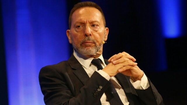 Στουρνάρας: Μιλά για “οικονομικό θαύμα” του Μητσοτάκη και λέει ότι στοίχισε 100 δισ. η διαπραγμάτευση του Τσίπρα