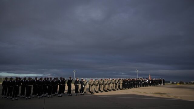 Ο πόλεμος έχει επιστρέφει για τα καλά στο προσκήνιο... Παναγιώτης Γκαρτζονίκας