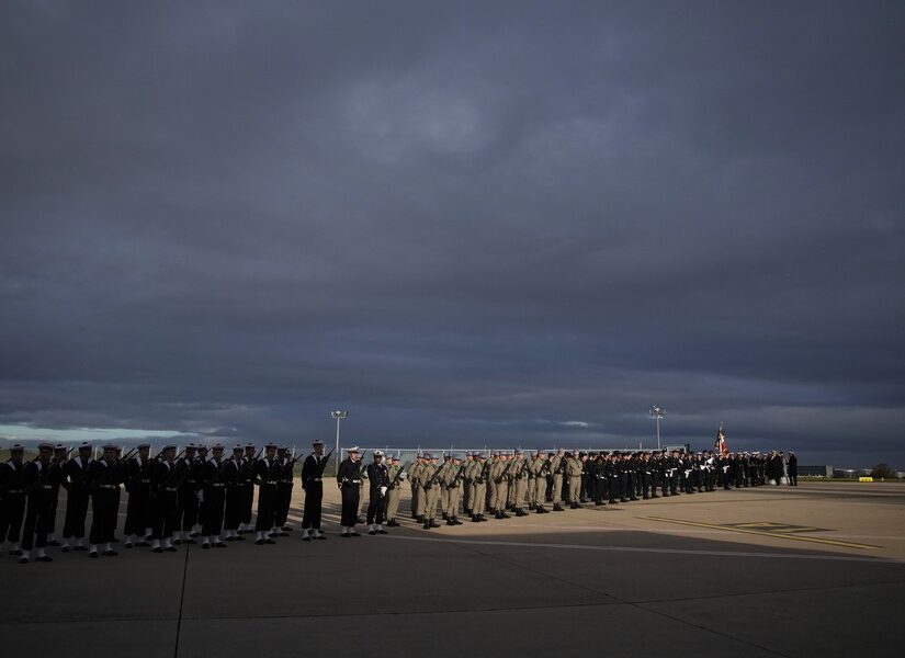 Ο πόλεμος έχει επιστρέφει για τα καλά στο προσκήνιο... Παναγιώτης Γκαρτζονίκας