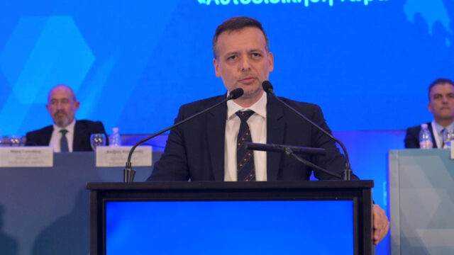 Χάρης Δούκας από το συνέδριο της ΚΕΔΕ: Οι Δήμοι στο κόκκινο – Η πρότασή μας