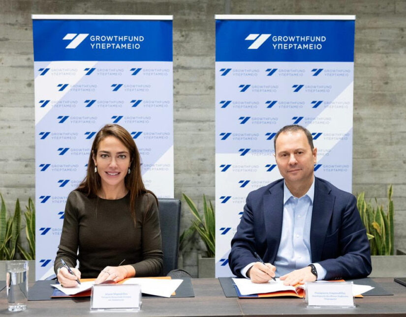 Η Δόμνα Μιχαηλίδου και ο Παναγιώτης Σταμπουλίδης υπέγραψαν σύμβαση για την Κοινωνική Αντιπαροχή