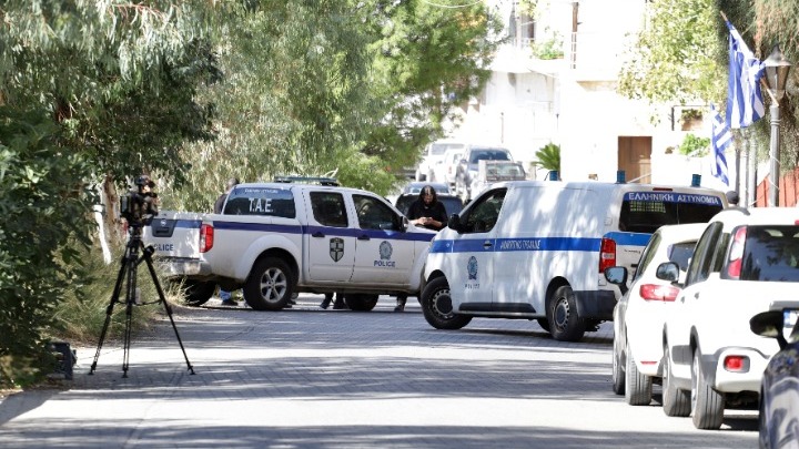 Κρήτη: Τέσσερις βολές από δύο όπλα “βρήκαν” τον 39χρονο – Πέντε οι διώξεις μέχρι στιγμής
