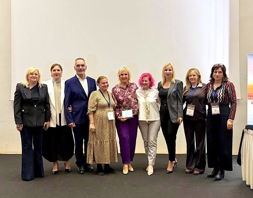 Βραβείο επιχειρηματικότητας, επιστήμης & κοινωνικής προσφοράς στην Ιουλία Τσέτη, από τους νοσοκομειακούς φαρμακοποιούς – ΠΕΦΝΙ