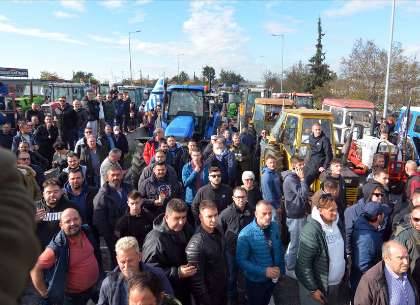 Μπλόκα αγροτών: Κλείνει το τελωνείο του Προμαχώνα – Οι επόμενες κινήσεις