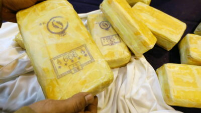 Στον εισαγγελέα Πειραιά ο φερόμενος ως "Έλληνας Εσκομπάρ" - Η πόσότητα της κοκαΐνης του ναρκόπλοιου