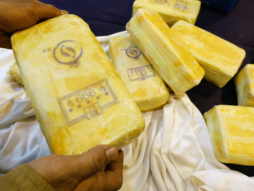 Στον εισαγγελέα Πειραιά ο φερόμενος ως "Έλληνας Εσκομπάρ" - Η πόσότητα της κοκαΐνης του ναρκόπλοιου