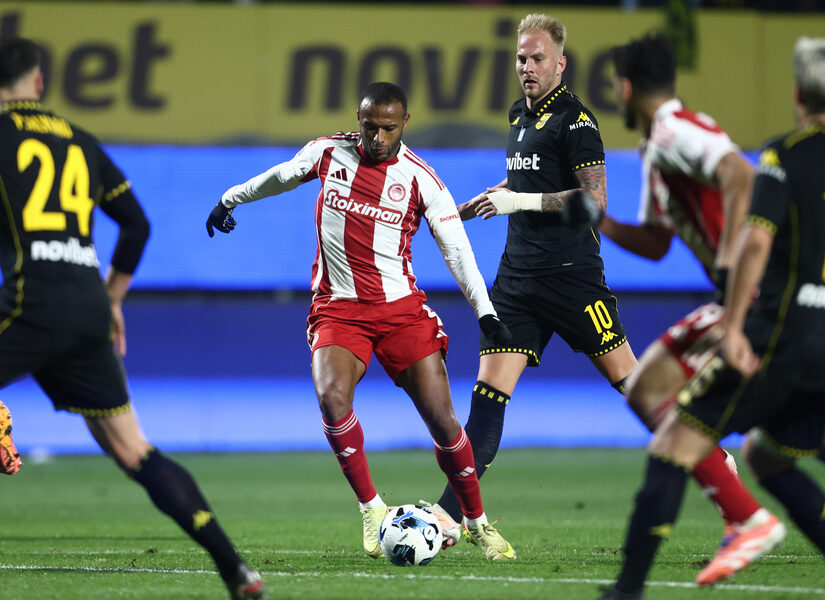 Super League: Ο Άρης έβαλε φρένο στον Ολυμπιακό – “Πεντάρα” της ΑΕΚ, στραπάτσο για ΠΑΟΚ