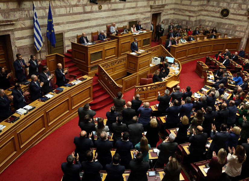 Η γελοιοποίηση της πολιτικής... Λέανδρος Ρακιντζής