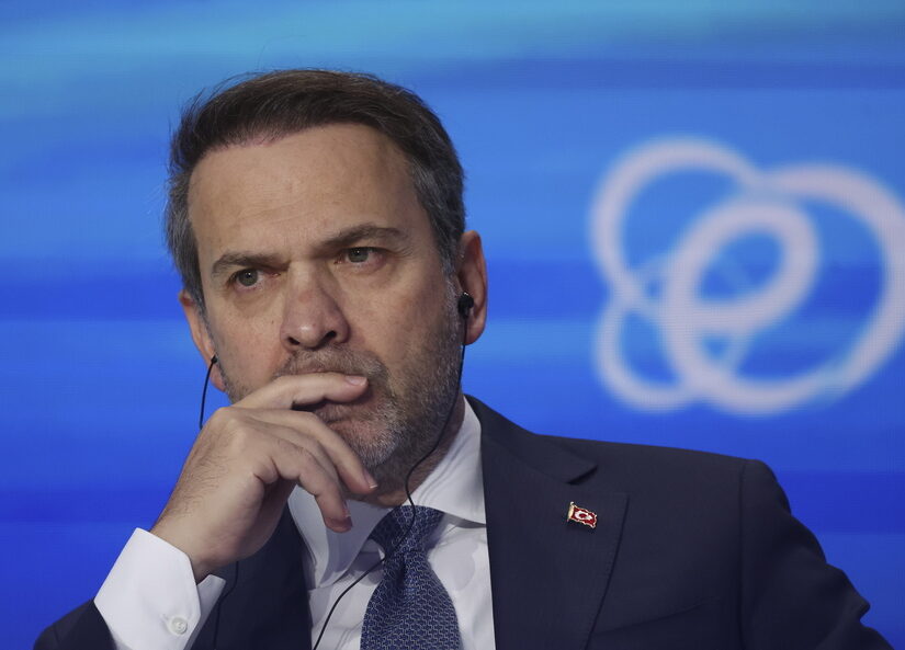 Η Τουρκία σε συνομιλίες με τον Μπιλ Γκέιτς για μικρούς πυρηνικούς αντιδραστήρες