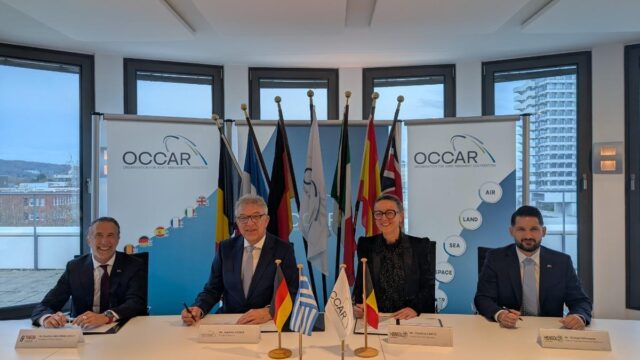 Η THEON υπογράφει με τον OCCAR τη μεγαλύτερη σύμβαση στην ιστορία της για την προμήθεια 100.000 συστημάτων νυχτερινής όρασης συνολικής αξίας περίπου €1 δισ.