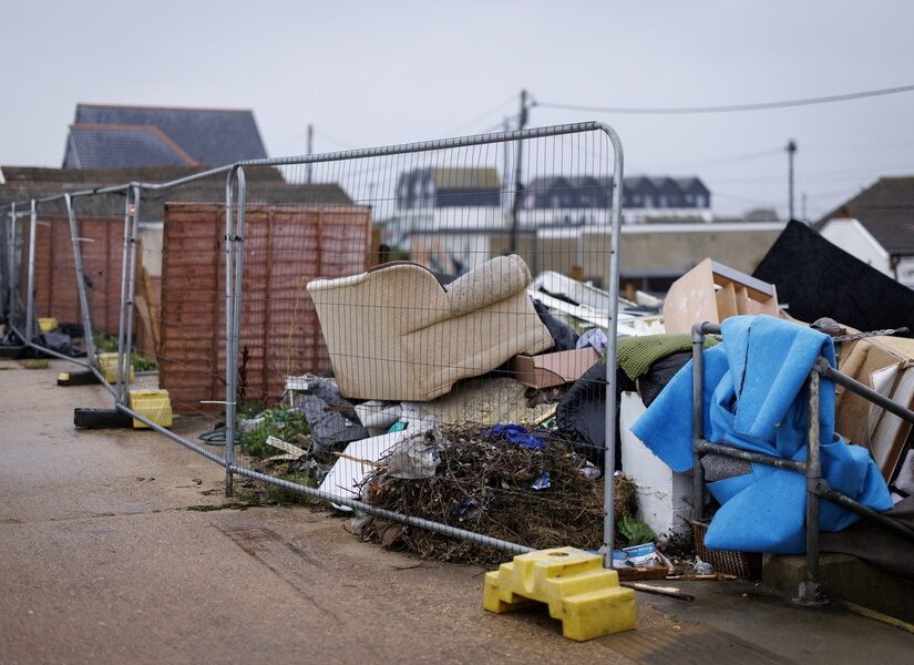Εκτός ελέγχου η ανισότητα παγκοσμίως, Σάββας Ρομπόλης-Βασίλης Μπέτσης