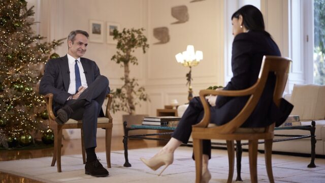 Με επίθεση στους αγρότες και άνοιγμα στον Ανδρουλάκη η εορταστική συνέντευξη Μητσοτάκη, Σπύρος Γκουτζάνης