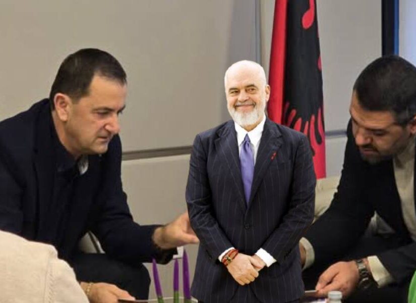 Τα χατίρια της Τουρκίας κάνει ο ελληνόφωνος δήμαρχος του Ράμα στη Χιμάρα, Γεωπολιτικός