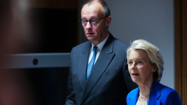 "Αν είναι να πέσουμε στον γκρεμό, ας πέσουμε όλοι μαζί"!, Βασίλης Στοϊλόπουλος