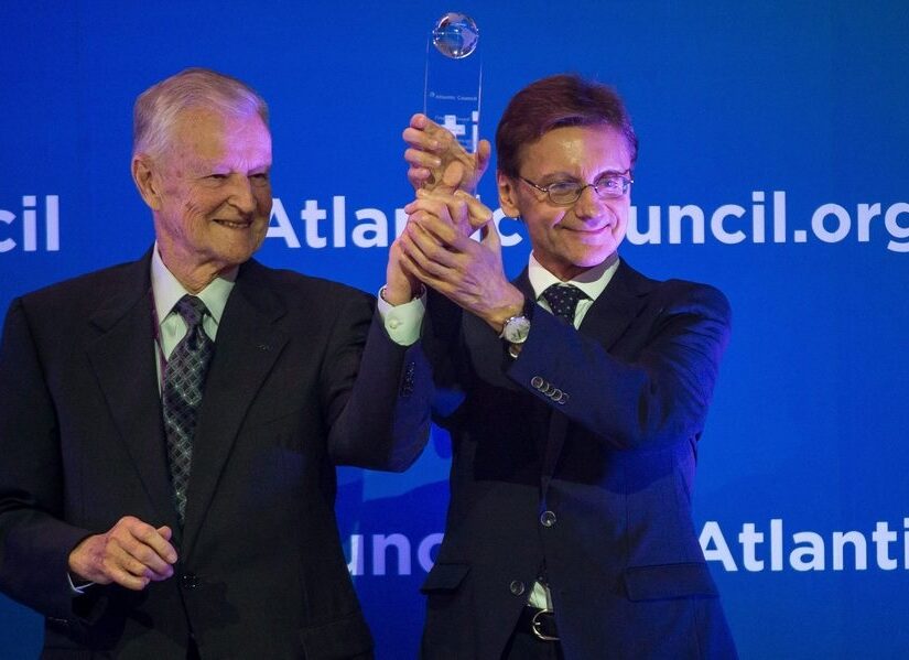 Πώς το 2025 δικαίωσε προβλέψεις του Μπρεζίνσκι, Πέτρος Τασσιός