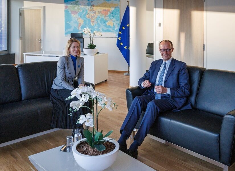 Θα αλλάξει ή θα βουλιάξει η Ευρώπη στις πολεμικές φαντασιώσεις της; Σταύρος Λυγερός