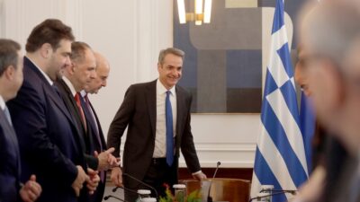 Υβρίδιο νεο-φιλελέ & κοτζαμπασιδισμού η "κυβέρνηση των αρίστων"! Σταύρος Λυγερός