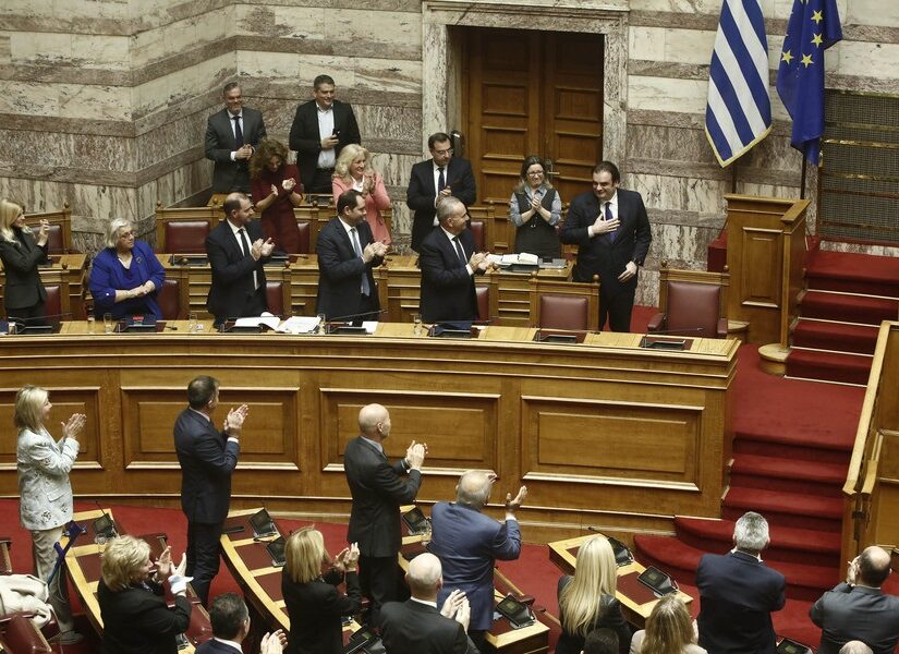 Οι αγρότες επιμένουν στα μπλόκα παρά... την εκλογή Πιερρακάκη! Ηρακλής Ρούπας