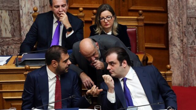 Σε γολγοθά τα επόμενα χρόνια η ελληνική οικονομία, Κώστας Μελάς