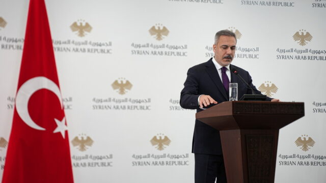 Διάλογο... δύο κρατών θέλει ο Φιντάν! Κώστας Βενιζέλος