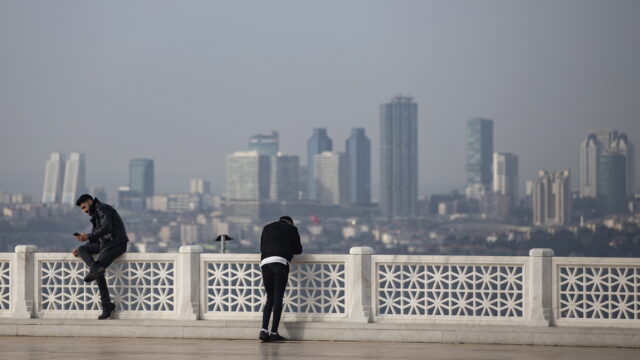 Η Κωνσταντινούπολη μεταναστεύει! – Μαζική φυγή λόγω εκτίναξης των κοινοχρήστων! Βάνα Στέλλου