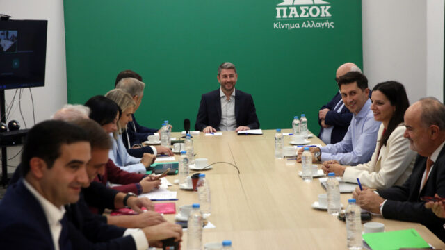 Πώς πρέπει το ΠΑΣΟΚ να αντιμετωπίσει το σχέδιο Τσίπρα, Ελευθέριος Τζιόλας