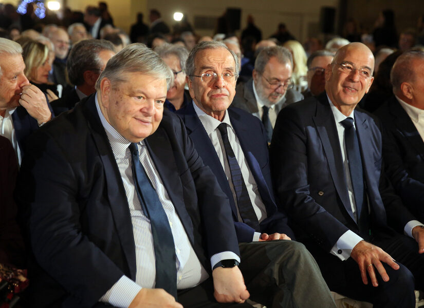 Οι διεργασίες στη δεξιά πολυκατοικία και η στροφή στον τραμπισμό... Μάκης Ανδρονόπουλος