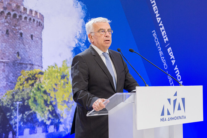 Σιμόπουλος κατά αγροτών: Εκβιάζουν την κυβέρνηση