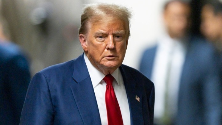 Τραμπ: Αδύναμοι οι Ευρωπαίοι ηγέτες – Να γίνουν εκλογές στην Ουκρανία