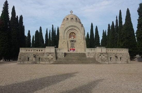 Ιστορικοί περίπατοι στα Συμμαχικά Στρατιωτικά Κοιμητήρια Ζέιτενλικ