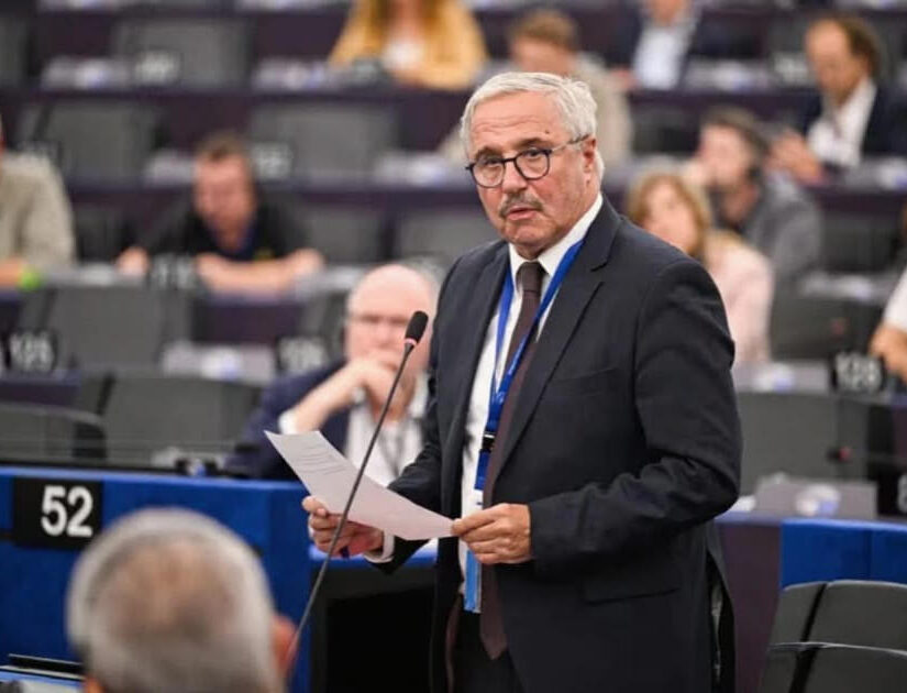 Γ. Μανιάτης: "Διπλή κόκκινη κάρτα της Κομισιόν στην Ελλάδα για την απραξία στις καταστροφές των δασών ελάτης"