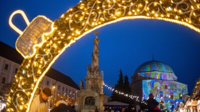 Τα χριστουγεννιάτικα φωτάκια και η ιστορία τους, Μαρία Καλοπούλου