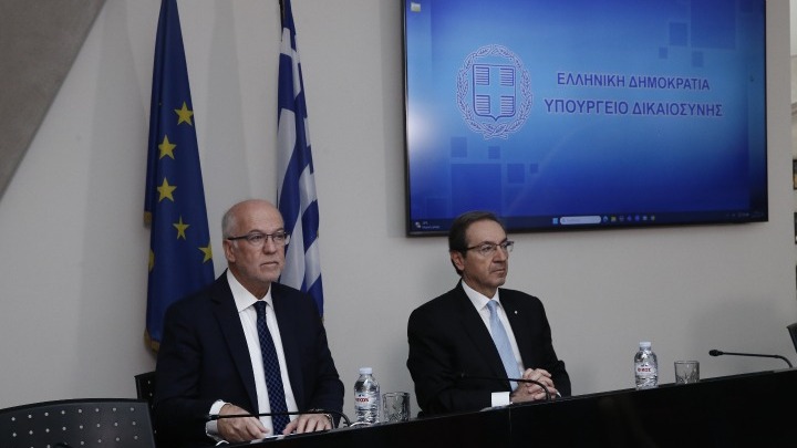 Η πολιτική ηγεσία του υπουργείου Δικαιοσύνης παρουσίασε της διατάξεις του νέου κληρονομικού δικαίου