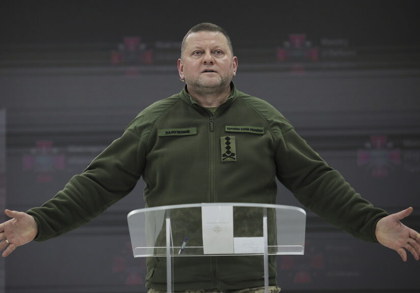 Ο Ζαλούζνι θέλει να δοθούν πυρηνικά όπλα στην Ουκρανία