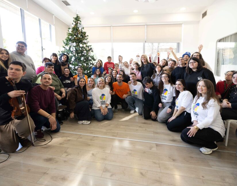 Το Πλαίσιο και το KIDOT μοίρασαν έμπνευση, χαμόγελα και χριστουγεννιάτικες εκπλήξεις σε δομές της Θεσσαλονίκης