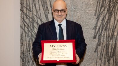Με το Philanthropy Award τιμήθηκε ο πρόεδρος του ομίλου Qualco, Ορέστης Τσακαλώτος