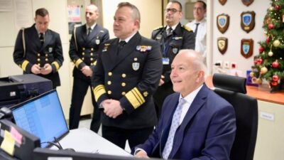 Γκίκας: Οι Έλληνες ναυτικοί είναι αυτοί που έχουν κάνει τη ναυτιλία μας μεγάλη και κραταιά