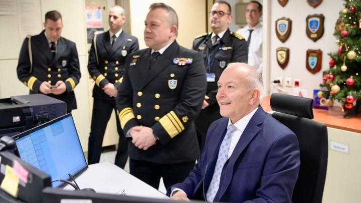 Γκίκας: Οι Έλληνες ναυτικοί είναι αυτοί που έχουν κάνει τη ναυτιλία μας μεγάλη και κραταιά