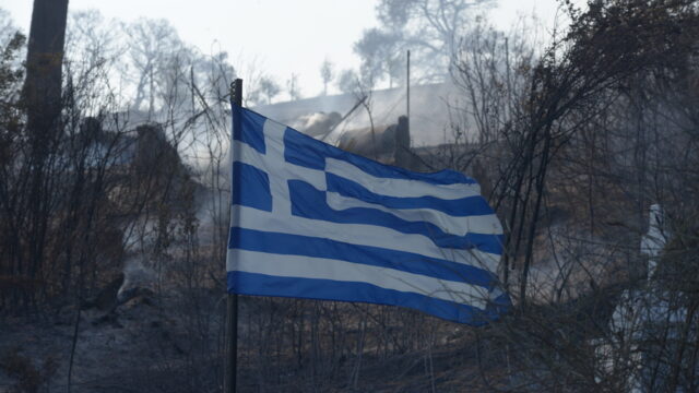 Η ανάπηρη ανεξαρτησία ως διαρκές χαρακτηριστικό του ελληνικού κράτους, Λουκάς Αξελός (κόμμα)