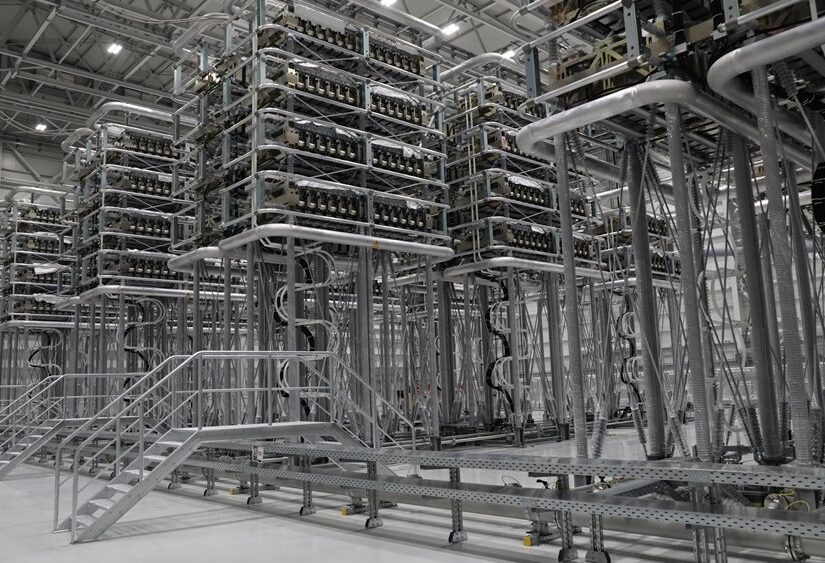 Ο ΑΔΜΗΕ ξεκινά τον διαγωνισμό για τους Σταθμούς Μετατροπής της διασύνδεσης Κορίνθου-Κω