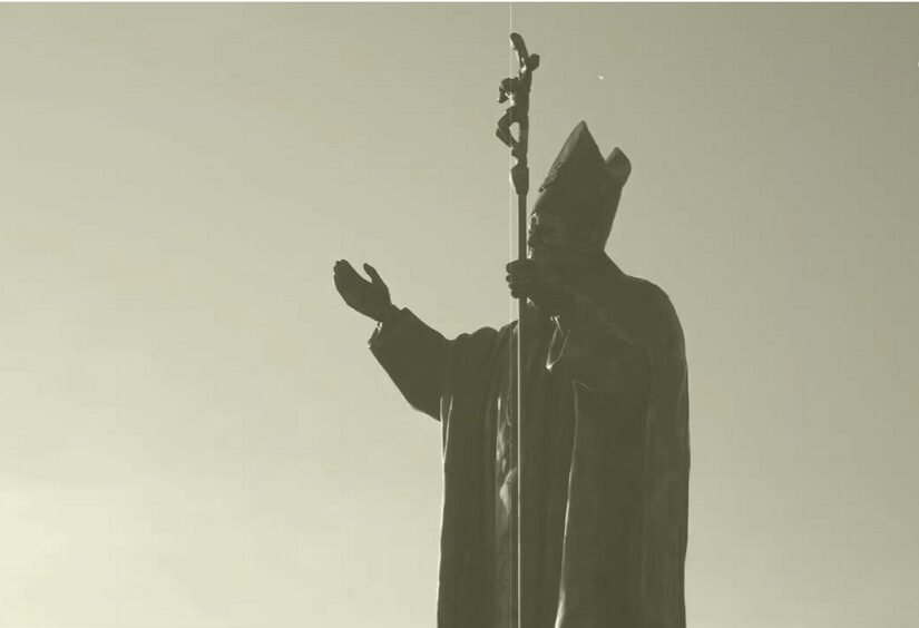 Η επέλαση του ανορθολογικού μεσσιανισμού, Γιάννης Πανούσης