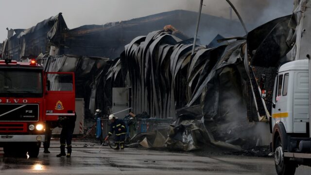 4 εργαζόμενες νεκρές και μία αγνοούμενη στην Βιολάντα – Θλίψη και ερωτηματικά για την τραγωδία