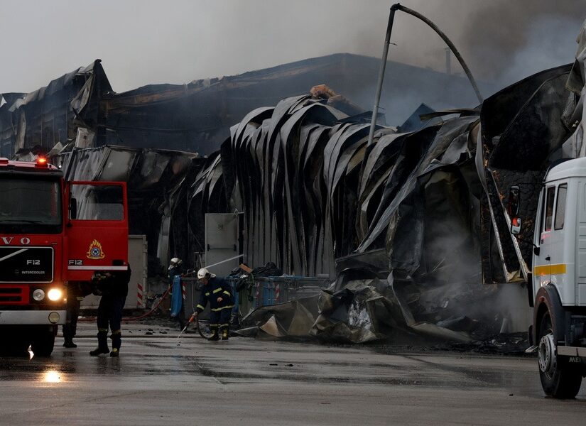 4 εργαζόμενες νεκρές και μία αγνοούμενη στην Βιολάντα – Θλίψη και ερωτηματικά για την τραγωδία