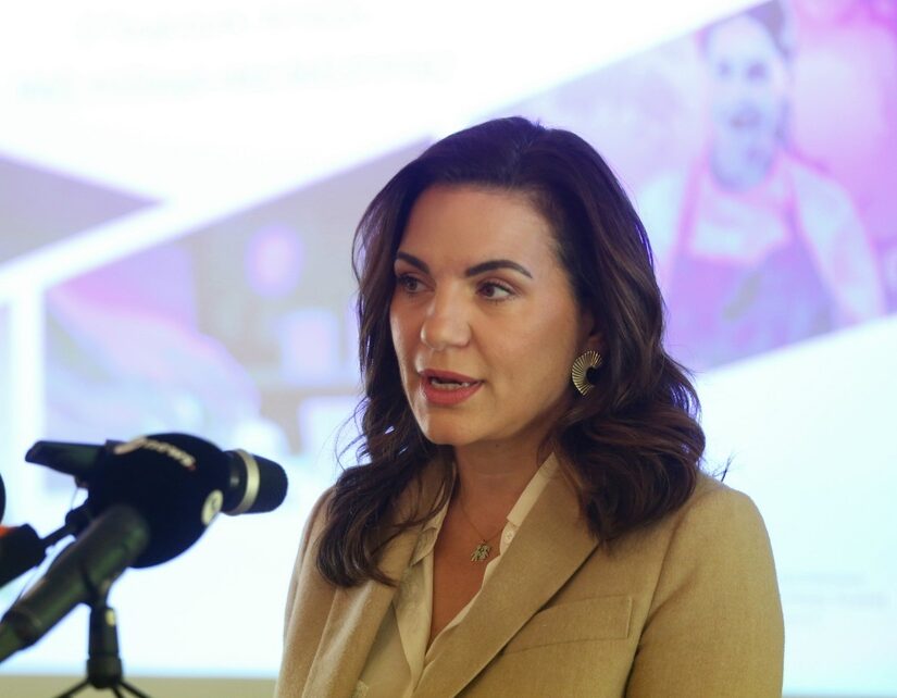 Αναβρασμός στην κυβέρνηση για την "φωτογραφική" τροπολογία της Κεφαλογιάννη - Τι απαντά η ίδια