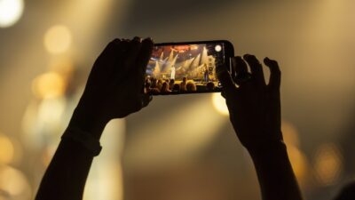 Η αλλαγή στο πρόσωπο της ελληνικής ψυχαγωγίας: Τι οδηγεί την αλλαγή στις συνήθειες