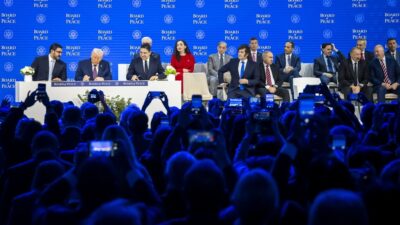 Πώς είδε το “Νταβός 26” ο εμπνευστής της “Γαλάζιας Πατρίδας”