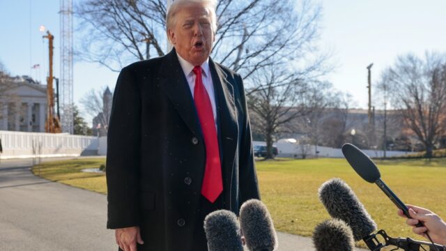 Τραμπ: Ενημερώθηκα ότι σταμάτησαν οι σκοτωμοί – Ιράν: Ήρεμη η κατάσταση στην χώρα