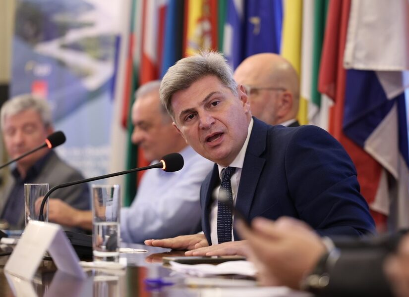 Ο ΣΥΡΙΖΑ διαγράφει τον Φαραντούρη λόγω Καρυστιανού, Σπύρος Γκουτζάνης